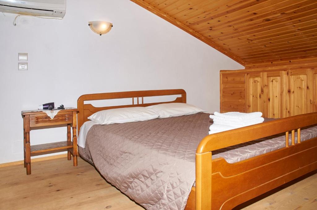 Athina Studios room 5
